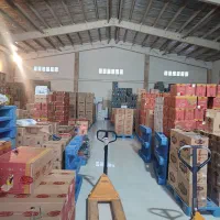 کارگر انبار