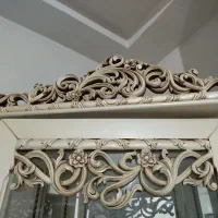 بوفه با طبقه شیشه ای