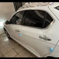 دنا پلاس 6 دنده دستی با موتور EF7P مدل 1404