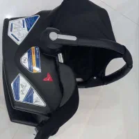 کرییر، و پشه بند کودک