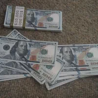 دلار سینمایی صد دلاری آبی و سفید ۱۰۰