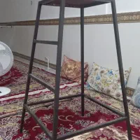 چهارپایه آهنی