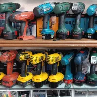 فروش وتعمیرات باطری ابزار شارژی|خدمات پیشه و مهارت|جهرم, |دیوار