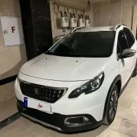 پژو ۲۰۰۸ فوق العاده سالم و تمیز