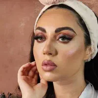 میکاپ شنیون . رنگ و لایت . کوتاهی و اصلاح . کراتین|خدمات آرایشگری و زیبایی|مشهد, ولیعصر (شهرک غرب)|دیوار