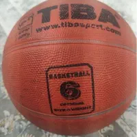 یک عدد توپ بسکتبال سایز ۶ بی مشکل|ورزش‌های توپی|ایلام, |دیوار