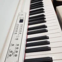 پیانو کرگ lp380 ژاپنی|پیانو، کیبورد، آکاردئون|شیراز, شهرک امیر کبیر|دیوار