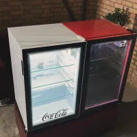 یخچال هتلی ایستاده