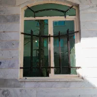 دوتا پنجره آهنی و درب پذیرایی فوق سنگین|مصالح و تجهیزات ساختمان|اشتهارد, |دیوار