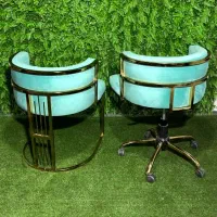 صندلی گیتاری|آرایشگاه و سالن‌های زیبایی|رشت, امین الضرب|دیوار