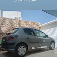 206عالی یک کاپوت رنگ بقیه بی رنگ