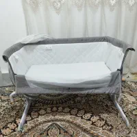 تخت کنار مادر نوزاد