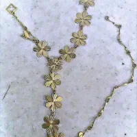 تکه ای از گردنبند