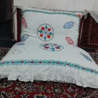 یه جفت پشتی گلدوزی یه جفت سنتی|رختخواب، بالش، پتو|زاهدان, |دیوار