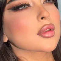 میکاپ فقط ۵۰۰ هزارتومن در زیباشهر
