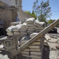 کارگر فوم بتن