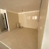 ۸۳متر/نزدیک تحویل/خوش نقشه
