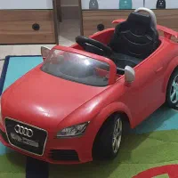 ماشین شارژی آئودی با شارژر و ریموت والدین