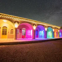 اجاره اقامتگاه بوم گردی کویر ورزنه