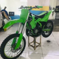 تریل/کراس/کاوازاکی کا ایکس kx