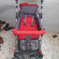 یه عدد کالسکه و ماشین کودک