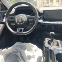 ام جی بدون سانروف ودنده