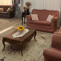 ست مبل ۷ نفره گلبهی همراه پاف