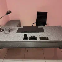 میز مدیریتی با صندلی