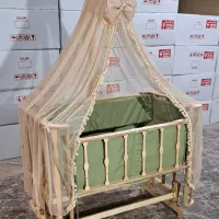 تخت گهواره کنارمادر چوبی|تخت و صندلی بچه|اهواز, بهارستان|دیوار