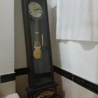 ساعت ایستاده