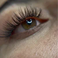 اکستنشن مژه با تخفیف ویژه..