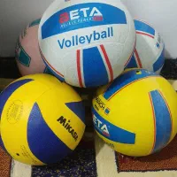 تعدادی توپ والیبال|ورزش‌های توپی|مشهد, ابوذر|دیوار