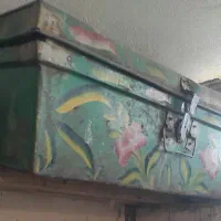 سه عدد صندوق فلزی قدیمی