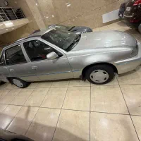 دوو سیلو نقره‌ای مدل ۸۳