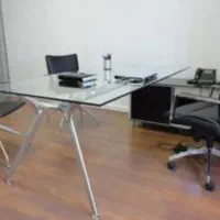 کارمند اداری