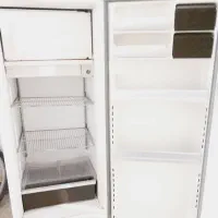 یخچال فریزر مدل پارس بسیارتمیز و فابریک