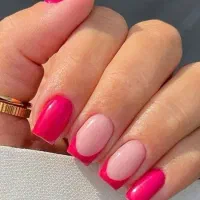 **کاشت ناخن و پیرسینگ**