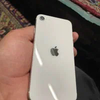 ایفون se2020
