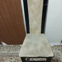 صندلی چوبی