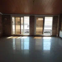 آپارتمان دو خوابه/ لوکیشن دریاچه چیتگر/ تخلیه