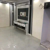 آپارتمان ۷۰متری طبقه سوم حاشیه خیابون