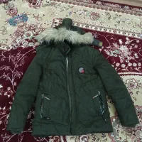 یک عدد کاپشن ۱0 ساله سایز xL درحدنو فقط دو سه بار