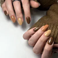 تخفیف ویژه خدمات ناخن ب مناسبت روز زن