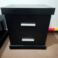 تخت دو نفره. میز مطالعه کودک. پاتختی دو کشابه