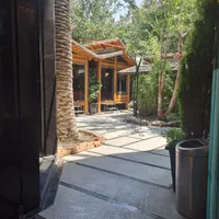 سرایدار و چای بر