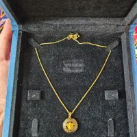 فروش مدال ورساچه و زنجیر طلا