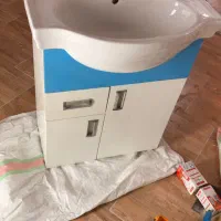 روشویی کمد دار قسمت رویی روشویی سنگی|لوازم سرویس بهداشتی|رشت, رشتیان|دیوار