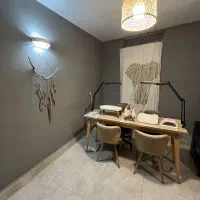 اجاره ی صندلی ناخن