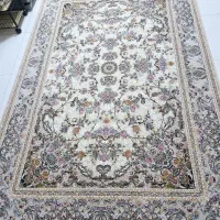 فروش فرش ۴ متری مدل افشان کاملا نو