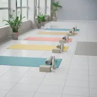 درخواست همکاری با مربیان یوگا با شاگرد